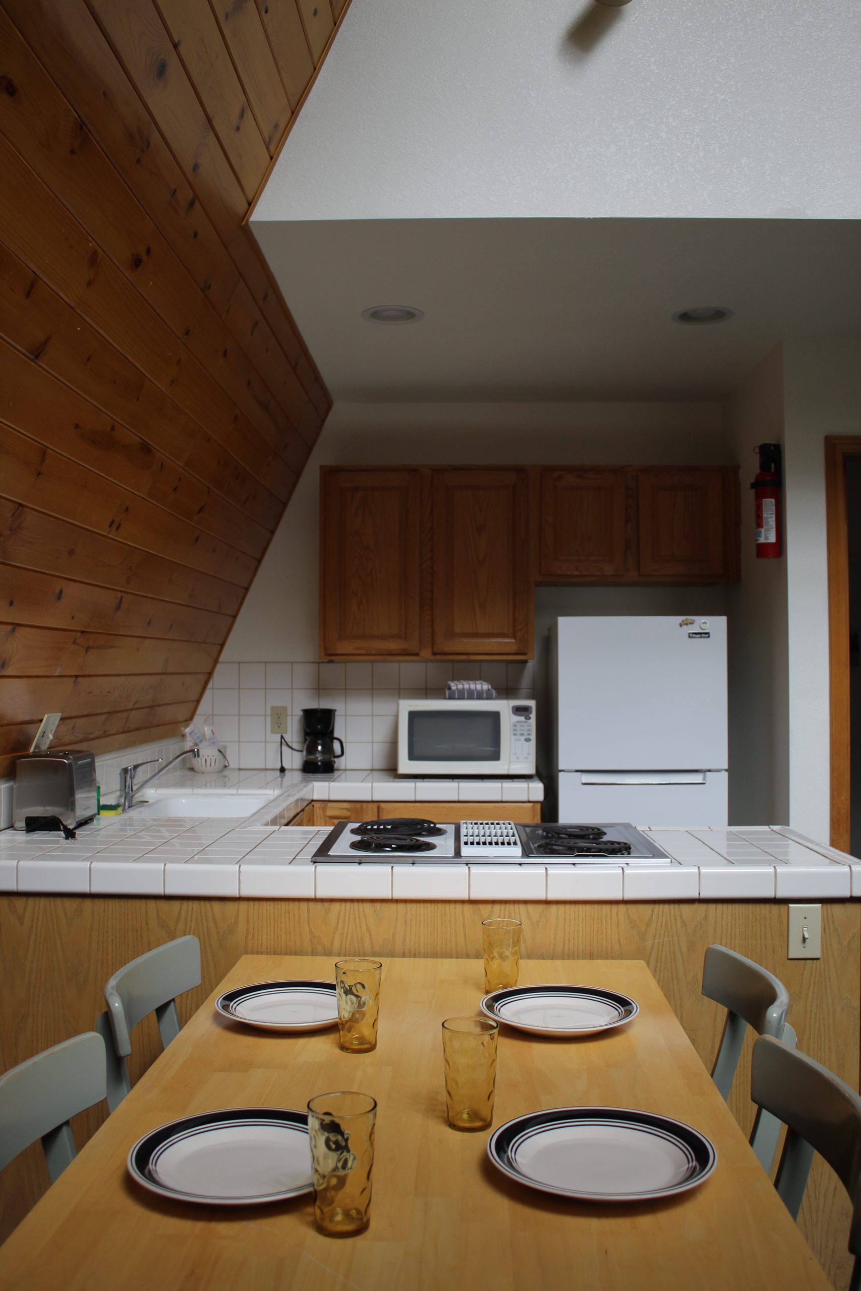 Snowbear Kitchen & Dining Area